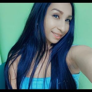 Meet your Posher, Nadya